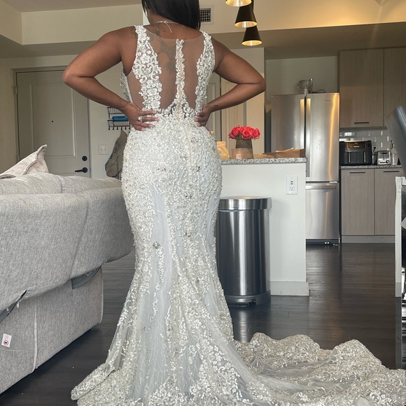 Wedding Dress - Picture 6 of 6